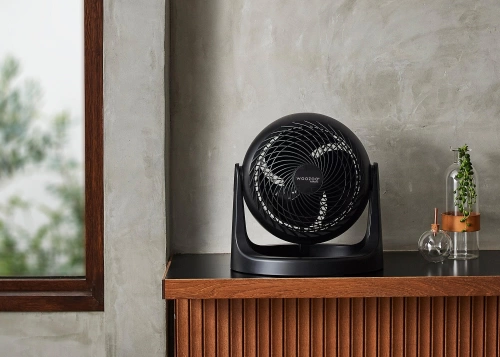 Ventilateur à poser – OHYAMA PCF-HE18B noir – 31 W – Ø25 cm